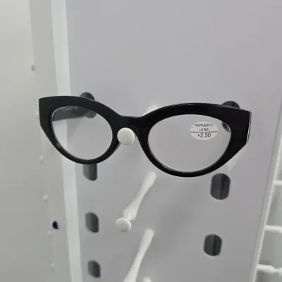 Sale Photo Thumbnail #699