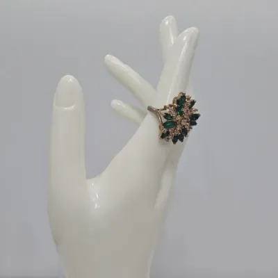 Sale Photo Thumbnail #591