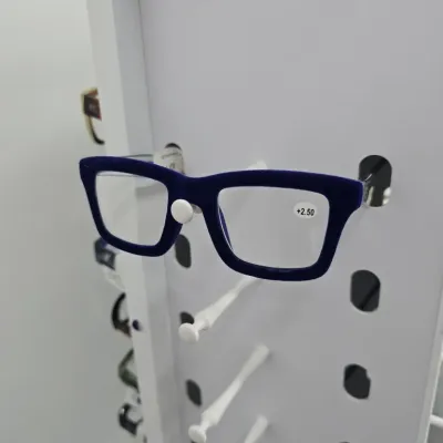Sale Photo Thumbnail #693
