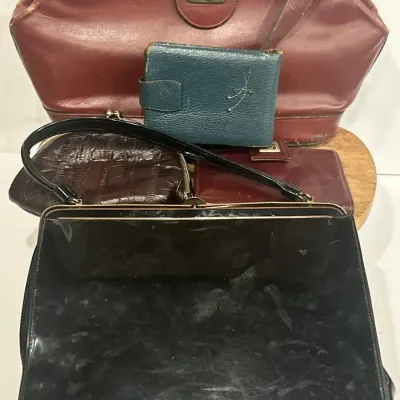 Vintage/Antique Leather Handbag, Wallets And More: 5pcs