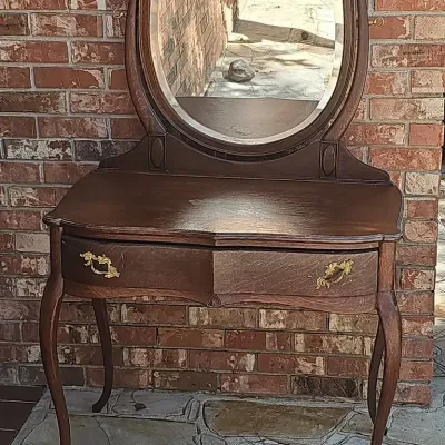 Vintage Wooden Vanity