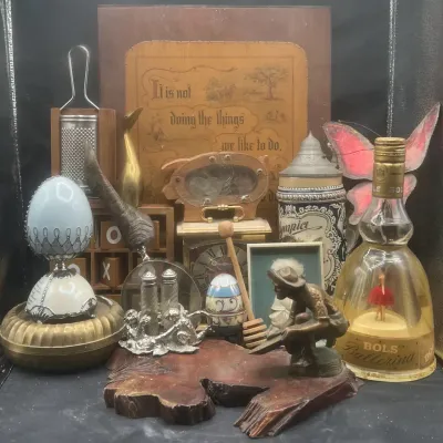 Vintage Knick Knack & Decor Variety