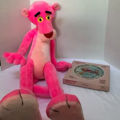 Pink Panther Holiday Set Including Large Plush And Glass Plate