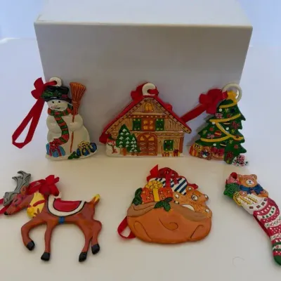 Set Of 6 Paris Royal Ceramic Ornaments 