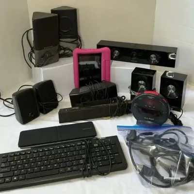 Miscellaneous Electronics Lot 