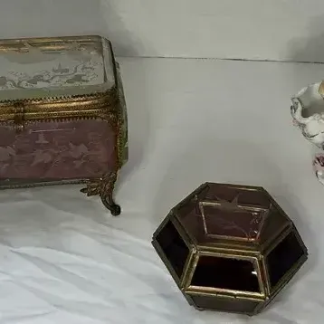 Vintage Collectibles for the Home