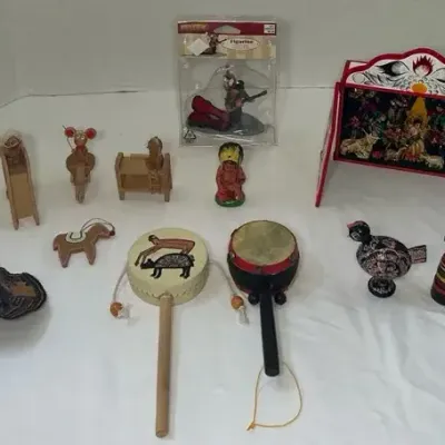 Native Art Collectibles 