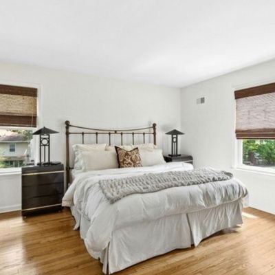 Sale Photo Thumbnail #19