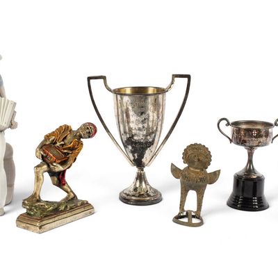 Sale Photo Thumbnail #381: Group of Estate Decorative Items