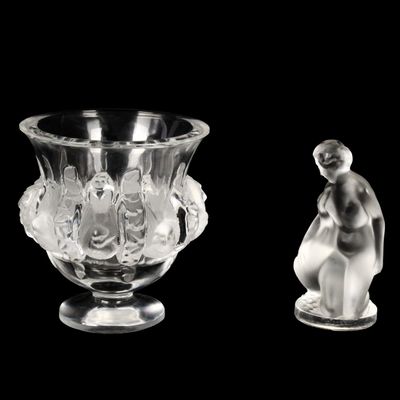 Sale Photo Thumbnail #49: Lalique Crystal Dampierre Vase, Leda and the Swan Figure