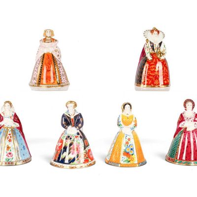 Sale Photo Thumbnail #226: Royal Worcester Porcelain Henry VIII & Six Wives, Connoisseur Collection Candle Snuffers