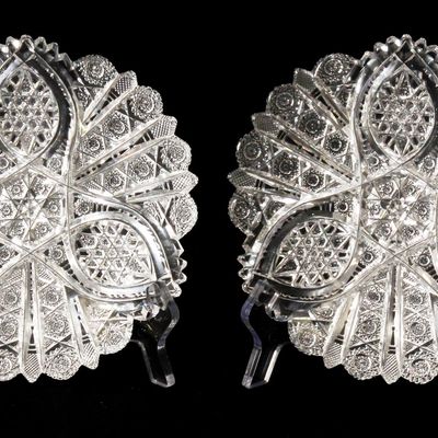 Sale Photo Thumbnail #138: Pair of Hawkes "Oriental" American Brilliant Period Cut Glass Plates