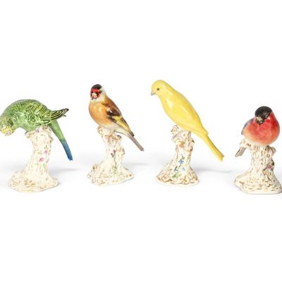 Sale Photo Thumbnail #171: Six Royal Worcester Porcelain Bird Figurines, Frederick Gertner