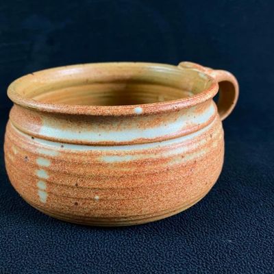 Sale Photo Thumbnail #400: Vintage Earthenware Bowl