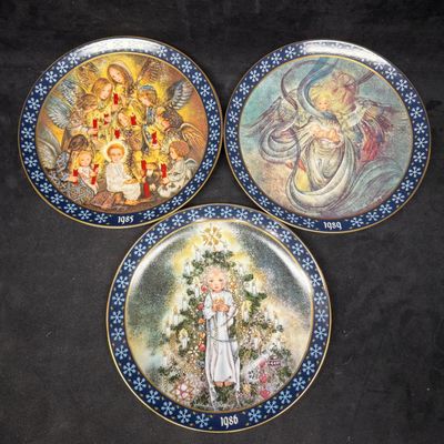 Sale Photo Thumbnail #455: Three Hummel by Goebel Annual Christmas Collector Plates 1980s