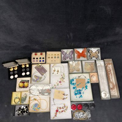Sale Photo Thumbnail #190: Large Assorted Costume Jewelry Including Kenneth Jay Lane