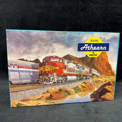 Sale Photo Thumbnail #372: Athearn Gunderson Maxi-III Southern Pacific HO Scale Five Car Set