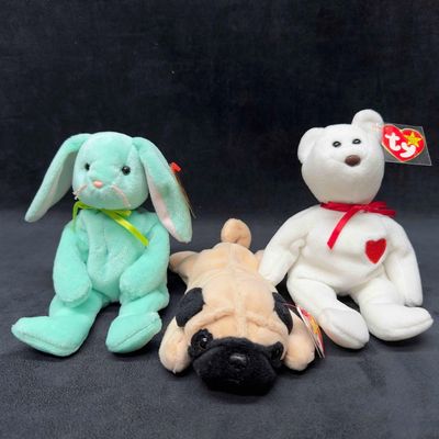Sale Photo Thumbnail #234: TY Beanie Baby Original Beanie Babies Collection Lot Set of Three 3 Pugsly Valentino Hippity