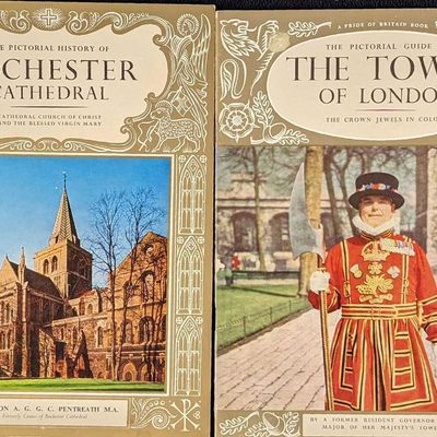 Sale Photo Thumbnail #337: Vintage Tower Of London And Rochester Cathedral Booklets