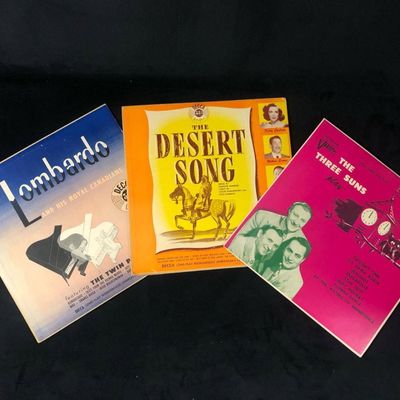 Sale Photo Thumbnail #440: Lot Of 3 Vinyl Records Guy Lombardo The Three Suns Desert Song Decca Filled Hard Multi Colored