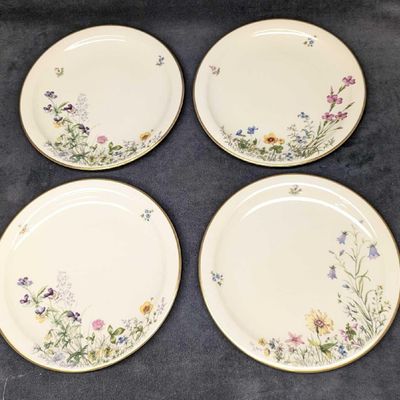 Sale Photo Thumbnail #417: 4 Krautheim Wiesengrund Und Bergeshöhn Dinner Plates B
