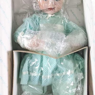 Sale Photo Thumbnail #274: Porcelain Doll by Hamilton Heritage Collection