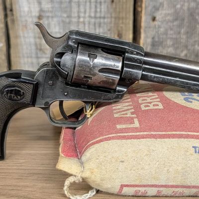 Sale Photo Thumbnail #173: Herbert Schmidt EIG Model E15 Single Action Revolver .22 LR with 4.75 Inch Barrel