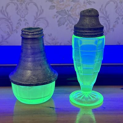 Sale Photo Thumbnail #484: Two Pieces of Pressed Green Uranium Glass Tableware Including a Salt Shaker