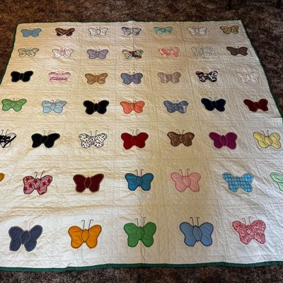Sale Photo Thumbnail #247: Vintage Hand Stitched Applique Butterfly Quilt with Scrappy Patterns