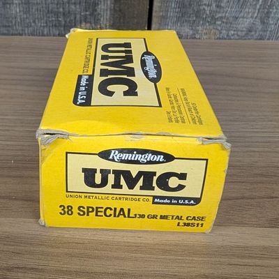 Sale Photo Thumbnail #185: A Lot of 50 Remington UMC .38 Special Centerfire Ammunition Cartridges