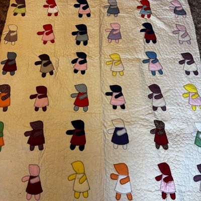 Sale Photo Thumbnail #246: Vintage Handmade Sunbonnet Sue Applique Quilt