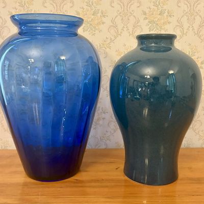 Sale Photo Thumbnail #357: Two Large Vases in Cobalt Blue Blended Glass and Teal Speckled Ceramic