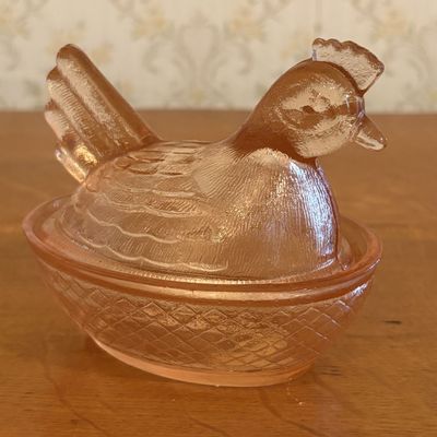 Imperial Glass Pink Pressed Glass Hen on Nest Covered Dish