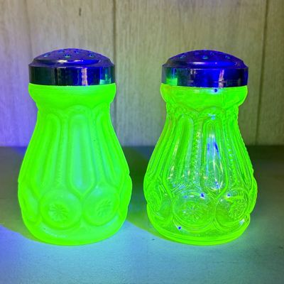 Sale Photo Thumbnail #757: Uranium Glass Moon & Star Set: Signed Salt & Pepper Shakers & Lidded Dresser Box