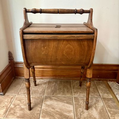 Sale Photo Thumbnail #634: Mid-Century Colonial Revival Wooden Sewing Stand with Spindle Handle and Turned Legs