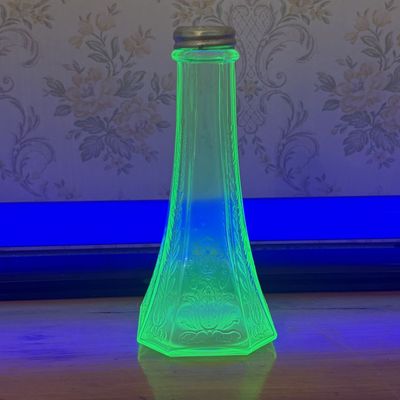 Sale Photo Thumbnail #483: American Uranium Glass Princess Pattern Sugar Shaker