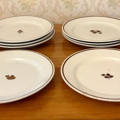 Sale Photo Thumbnail #604: Set of Eight Wedgwood and Co England Tea Leaf Ironstone Plates