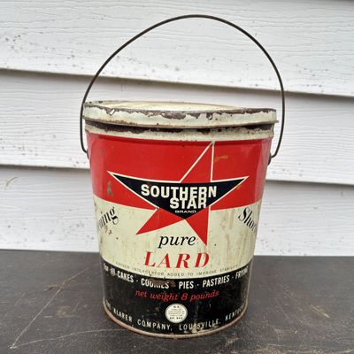 Sale Photo Thumbnail #809: Vintage The Klarer Company Southern Star Brand Pure Lard 8-Pound Tin Bucket