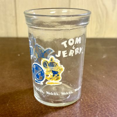 Sale Photo Thumbnail #709: 1991 Welch's Tom and Jerry Soccer Themed Collectible Juice Glass