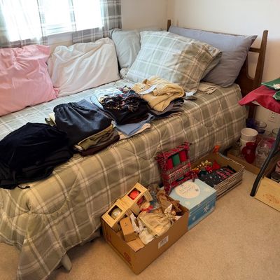 Sale Photo Thumbnail #154