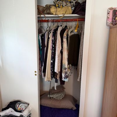 Sale Photo Thumbnail #166
