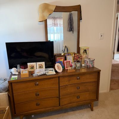 Sale Photo Thumbnail #170
