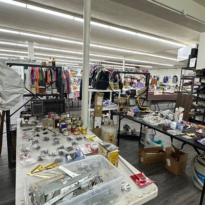 Sale Photo Thumbnail #206