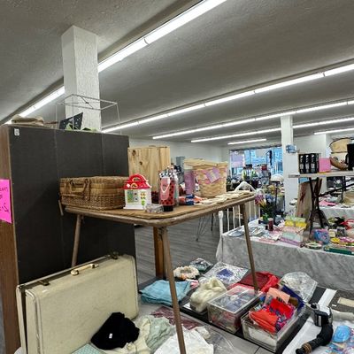 Sale Photo Thumbnail #174