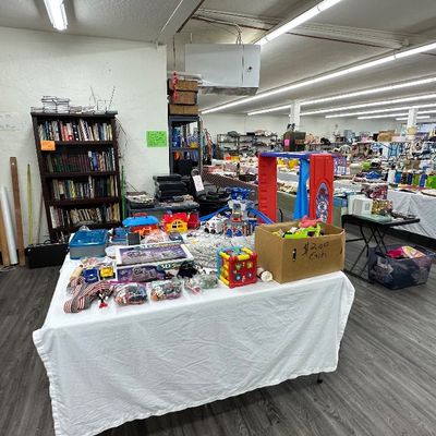 Sale Photo Thumbnail #233