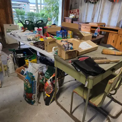 Estate sale photo