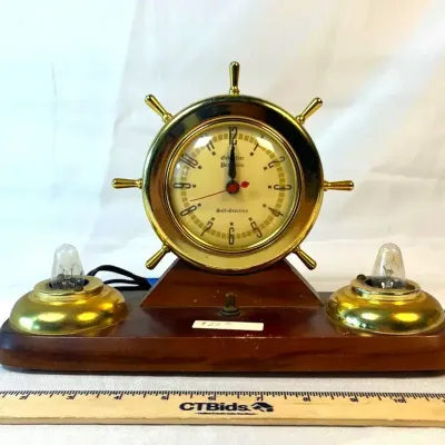 Gilbatrar Precision Ship’s Wheel and Lights Clock - Lights Tested & Working