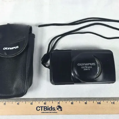 Olympus Stylus Zoom 115 Deluxe 35mm Point & Shoot Camera