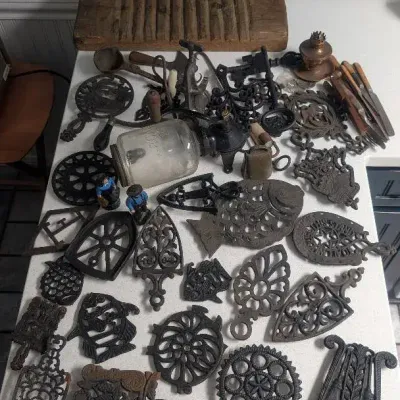 Collection of Vintage Cast Iron Kitchen Trivets