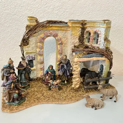 Department 56 Neapolitan "A Child Is Born" Nativity Set.